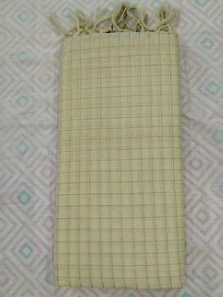 Half White Cotton Saree With jari pattu Half White Cotton Saree With jari pattu