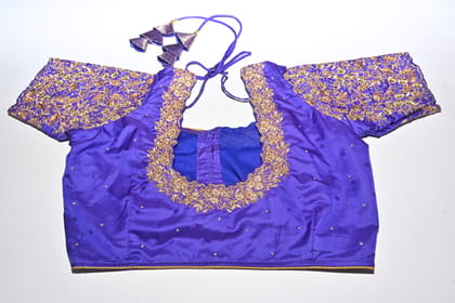 MAHALAKSHMI BOTIQUE DESIGNING BLOUSES
