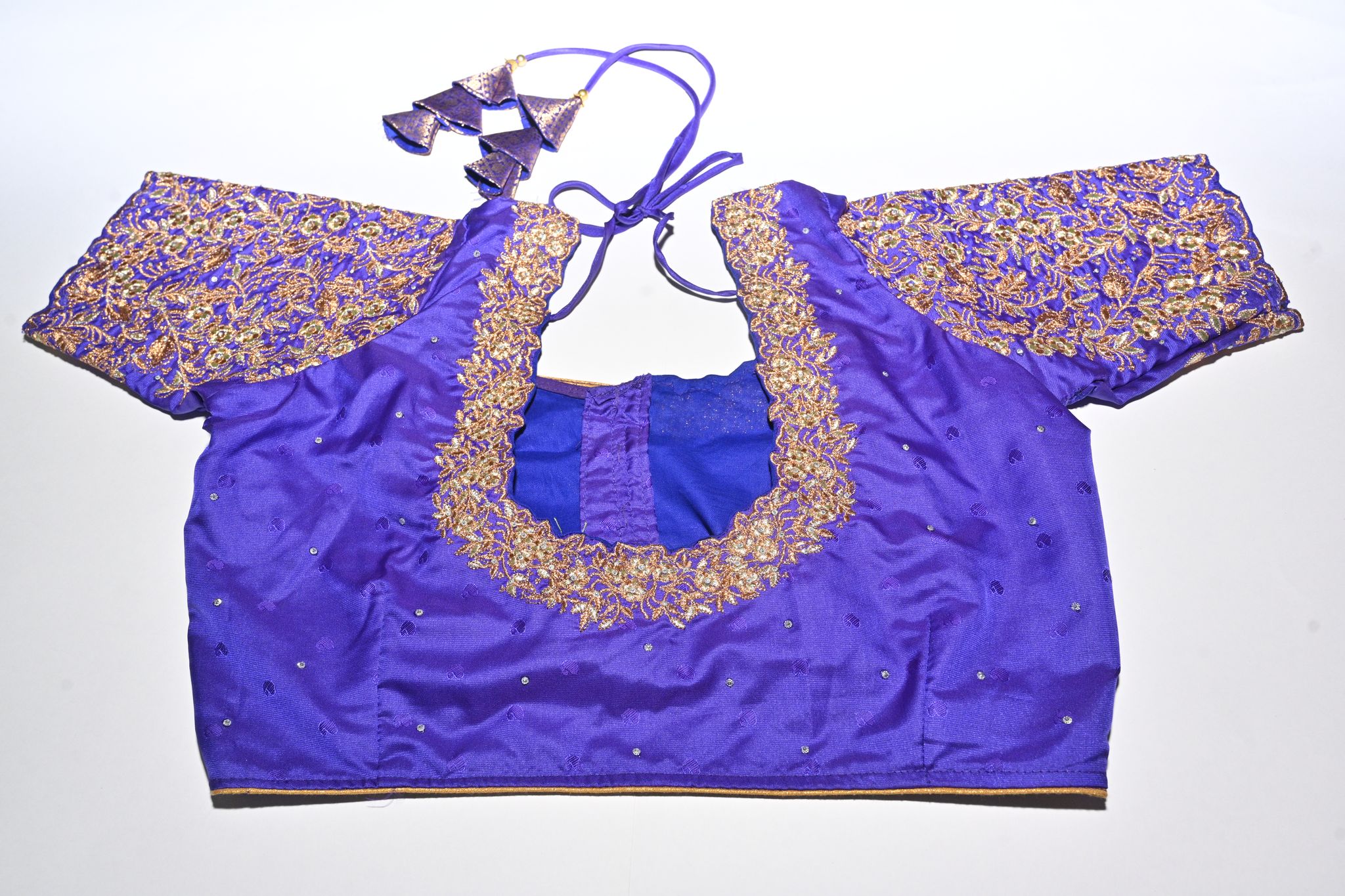 MAHALAKSHMI BOTIQUE DESIGNING BLOUSES