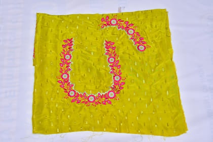 Yellow Saree Blouse With Floral Embroidery Yellow Saree Blouse With Floral Embroidery
