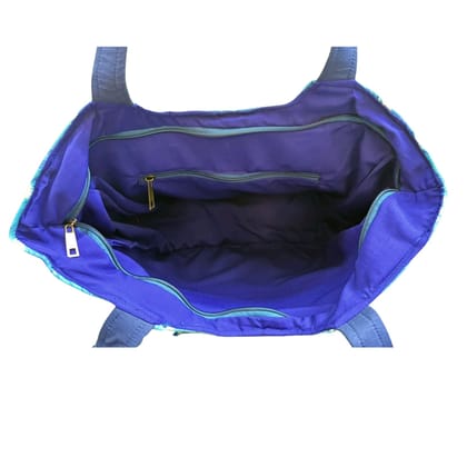 **Tote Bag** **Tote Bag**