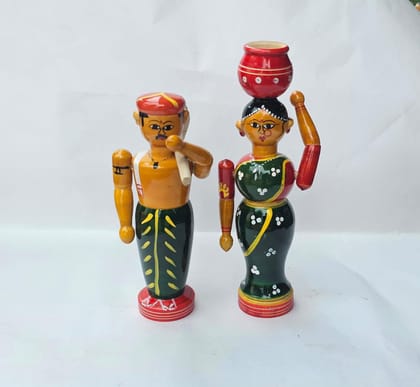 Dancing wooden couple toy Dancing wooden couple toy