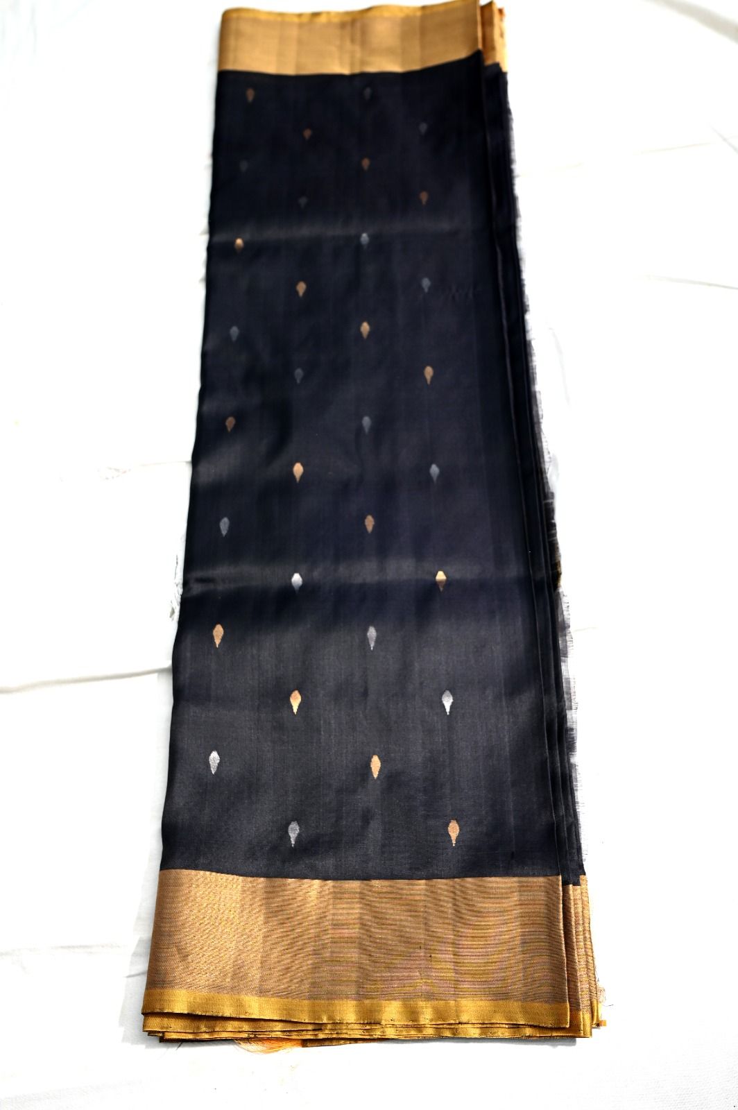 Black Saree With Golden Border