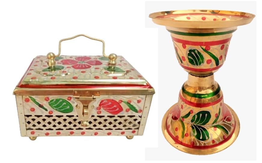 Mii Art brass paan daan,trinket box,pan masala box,refreshment box,and pan thukdan (size-large) pack of 2 pcs.