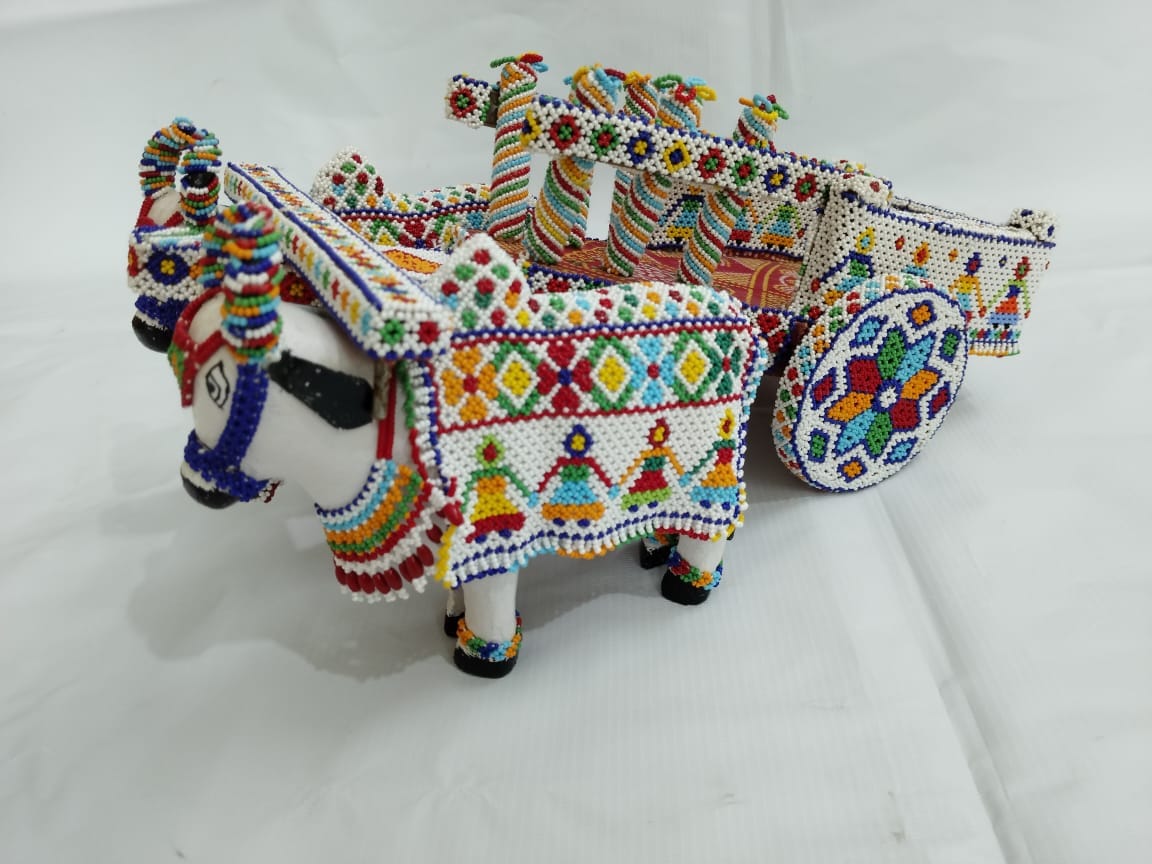 Handicraft Beaded Ox-Cart Showpiece for Home Decor