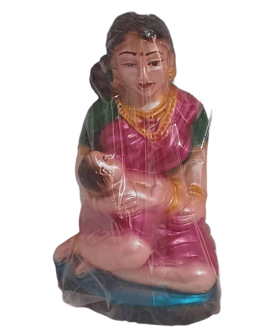 "Clay Statue of Mother and Child" pack of 1