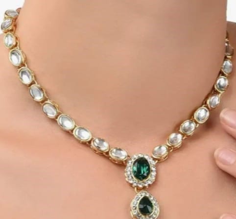  Gold-plated Kundan and Pearl Necklace Set with Green Stones