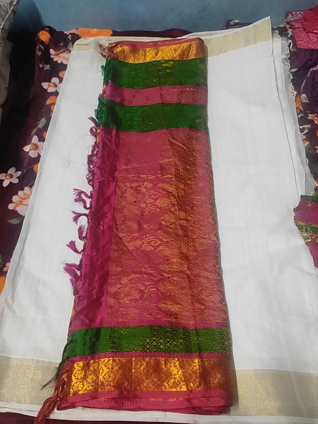 POCHAMPALLI SAREE BORDER COTTON/PATTU Yellow and Purple Handloom Saree With Blouse Piece