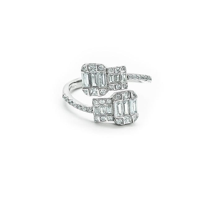 Silver Pleated Stones Ring