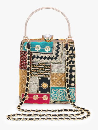 Vdesi Green Embroidery Clutch