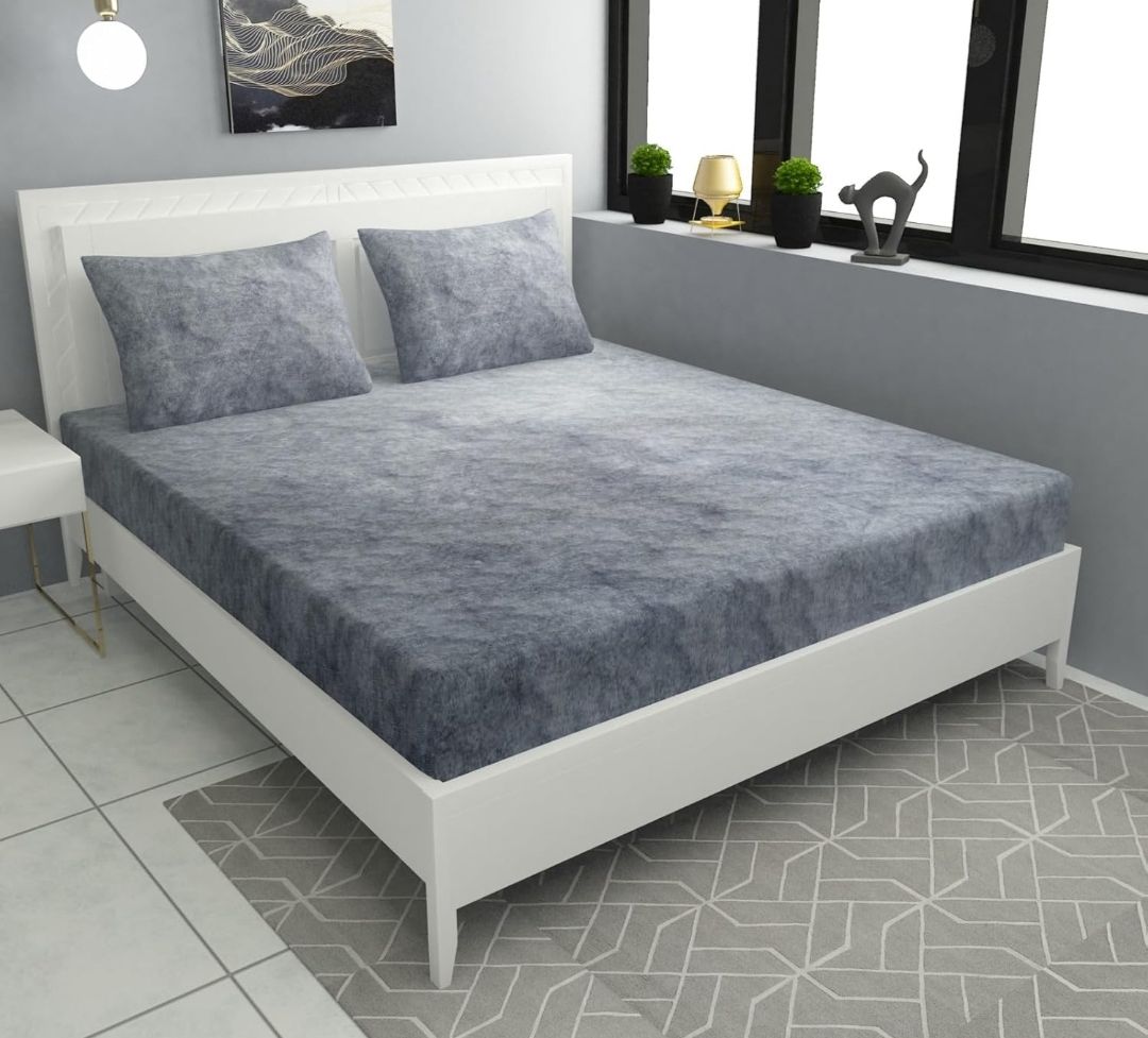 Wrinkle Free Microfiber Sheet Set - Soft and Breathable Bedding Set with Deep Pockets - Queen Size, Grey