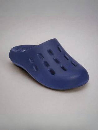 hummel LUCAS MEN CLOGS Comfortable Cushioned Sole Arch Support Durable Lightweight Flexible Trendy Style Clogs and Sandal with Adjustable Back Strap Daily use Mules for Men hummel LUCAS MEN CLOGS Comfortable Cushioned Sole Arch Support Durable Lightweight Flexible Trendy Style Clogs and Sandal with Adjustable Back Strap Daily use Mules for Men