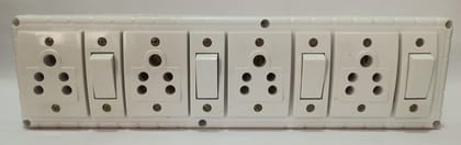 6A 4 Sockets (5 Pin Socket) & 4 Switch (Straight) Extension Box with 6A Plug & 10m Wire