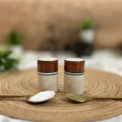 Ceramic Dining Royal Brown and White Ceramic Salt & Pepper Shaker || Dispenser Set || Seasoning Shakers || Spices Containers Ceramic Dining Royal Brown and White Ceramic Salt & Pepper Shaker || Dispenser Set || Seasoning Shakers || Spices Containers