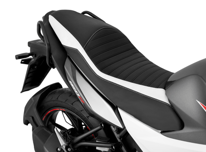 Hero Genuine Daisy White Seat Cover for Xtreme 160R | Tailored OEM Fit | UV Resistant Finish | Superior Comfort | High Durability | Easy Installation