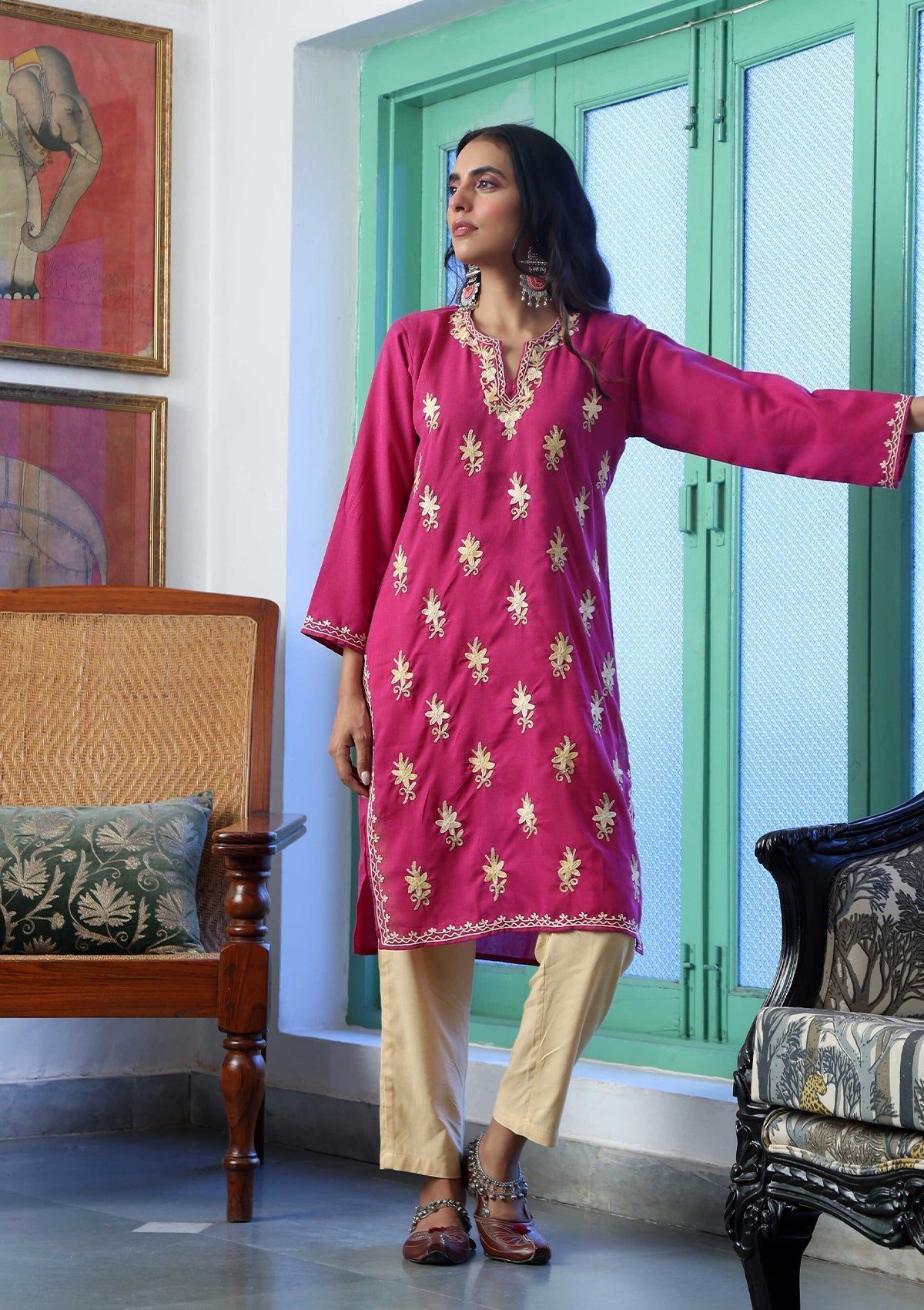 HOC Crafts Aari Embroidered Cotton Solid Women's Long Kurta - Pink