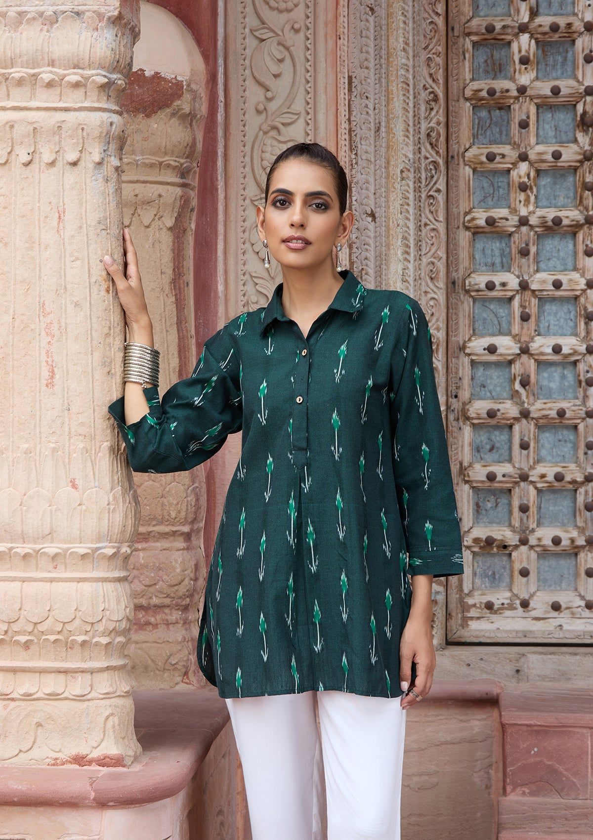 HOC Crafts Ikkat Cotton Solid Women's Short Kurta - Dark Green