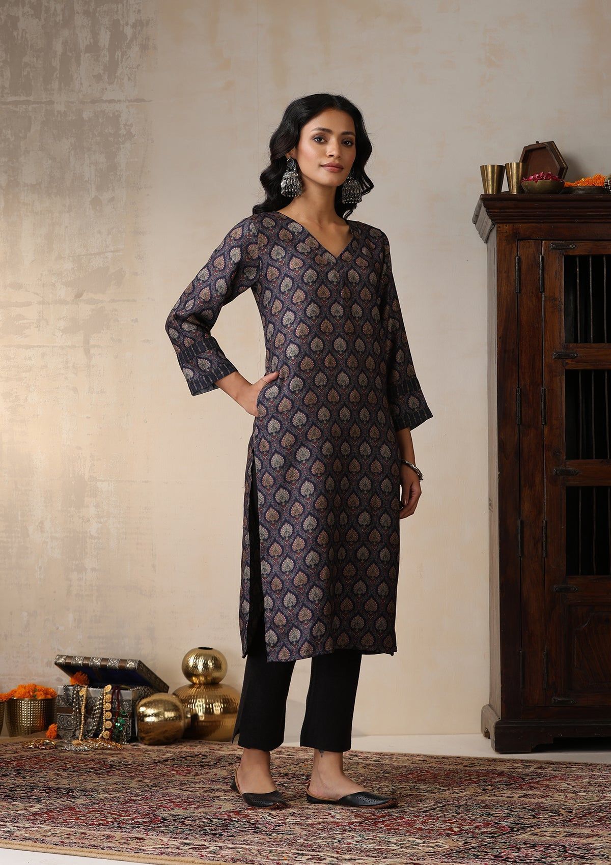 HOC Crafts Pashmina Printed Women's Long Kurta - Navy Blue