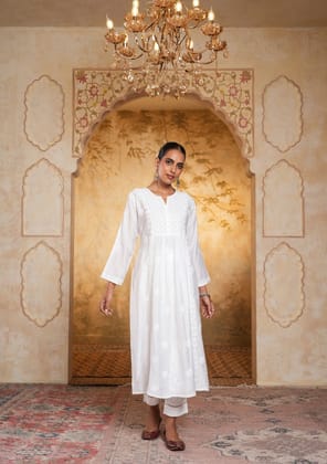 Chanderi Chikankari Solid Women's Long Kurta - White