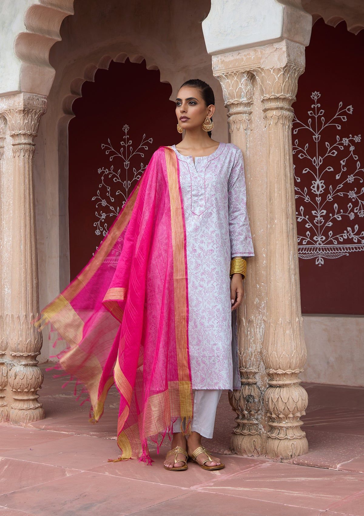 HOC Crafts Glazed Cotton Hand Block Printed with Hand Embroidery Women's 3 PC Long Kurta Set with dupatta - Grey