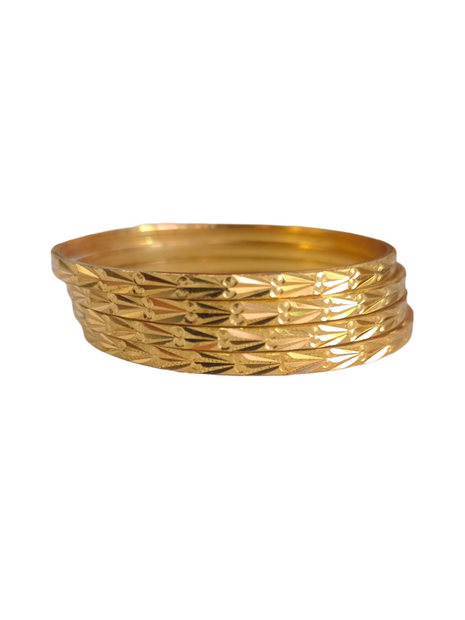Exquisite Set of 4 Gold Bangles with Intricate Diamond Cut Design Size 2-6