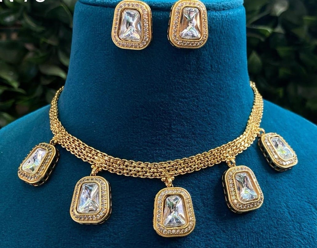 Gold-Plated Cubic Zirconia Bridal Wedding Necklace and Earrings Jewelry Set