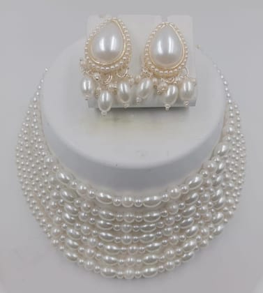 White Baroque Pearl Necklace and Earrings Set