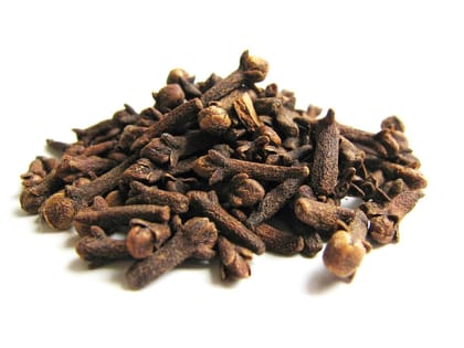Dried Clove Buds Dried Clove Buds