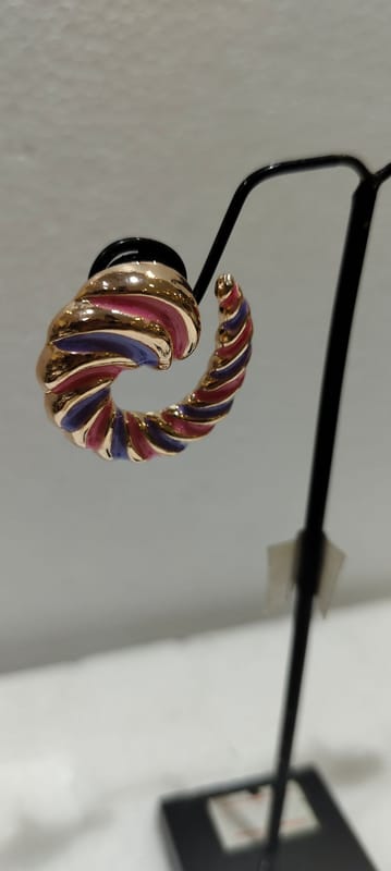 ... ...