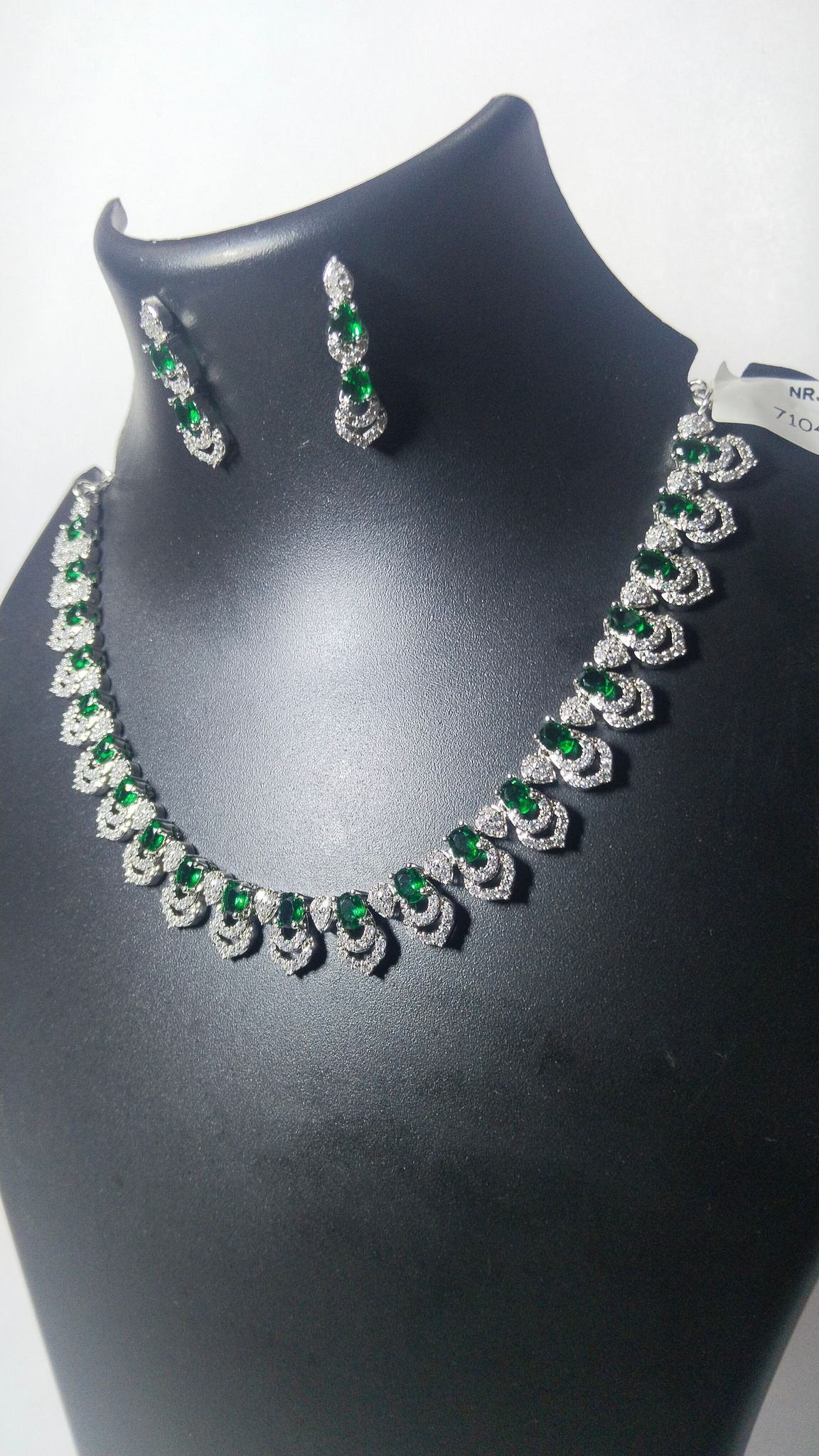 Stunning Silver Plated Green Emerald American Diamond Bridal Necklace Set