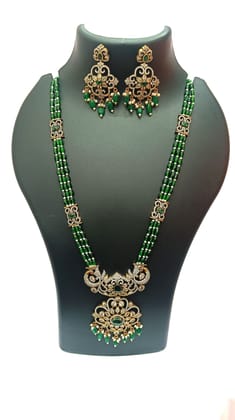 Green Beads Antique Gold Necklace Set