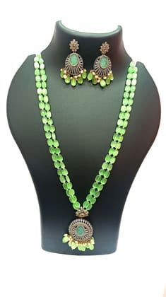 Green Beaded Necklace and Earrings Set with Rhinestone Pendant