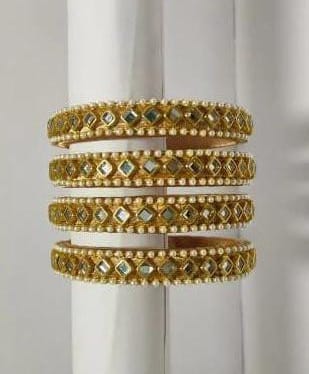 Exquisite Pearl and Mirror Bangle Set