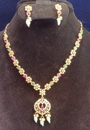 Stunning Gold-Plated Kundan Necklace Set with Pink and Green Stones