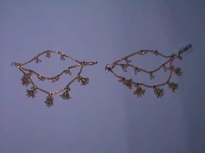 Delicate Pearl and Gold EARINGS Delicate Pearl and Gold EARINGS