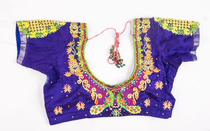 Women's Ethnic Wear Purple Silk Saree Blouse With Floral Embroidery And Zari Work Women's Ethnic Wear Purple Silk Saree Blouse With Floral Embroidery And Zari Work