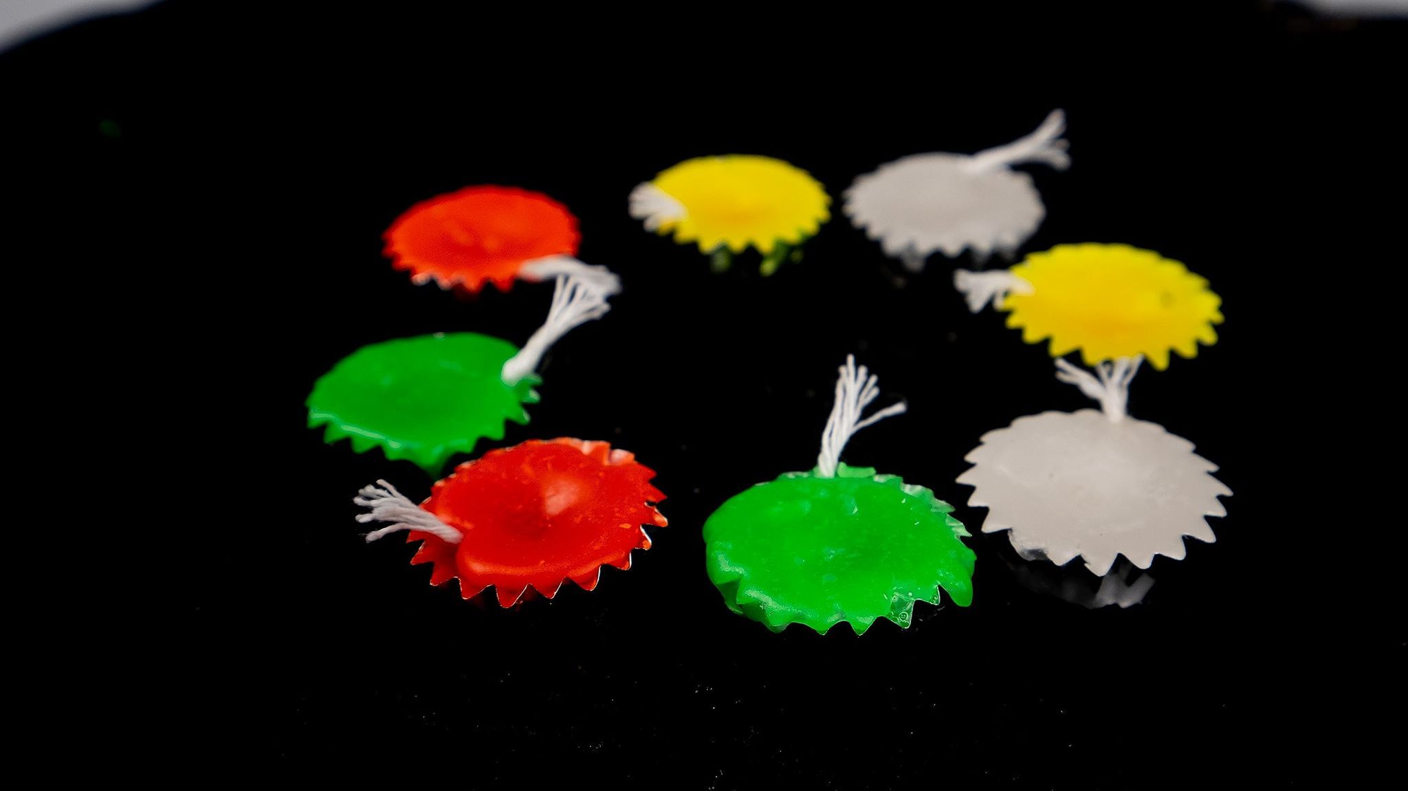 Floating Flower-Shaped Candles 10 Packets