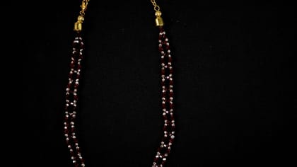 Crystal chain212 Crystal chain212