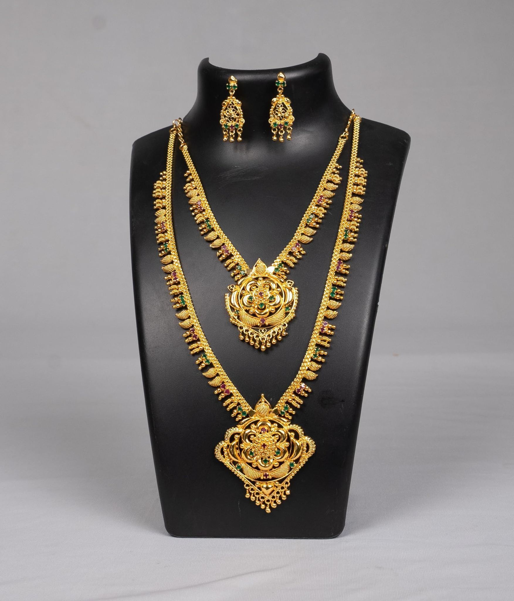 SONCHIRAIYA AP MEPMA JEWELLERY SET