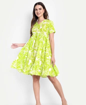 Women's Plus Size Floral Print A-Line Dress Women's Plus Size Floral Print A-Line Dress