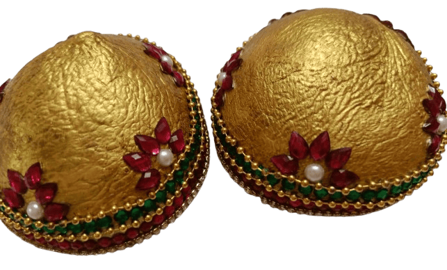 GOLD COLOUR RHINESTONE STUDDED COCONUT SHELL BALLS