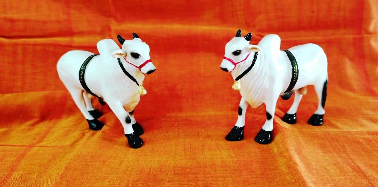 Lepakshi Handicrafts Marble Powder Bulls 6 Inches Pair