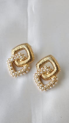 Vintage-Inspired Pearl Earrings