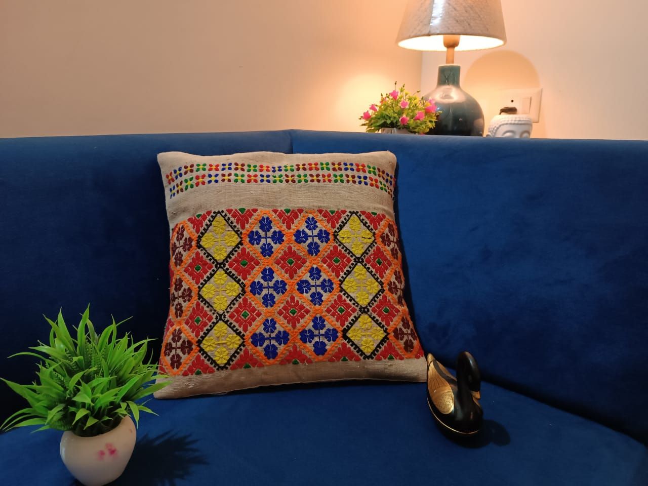 Luxury Hand Embroidered Decorative Throw Pillow Cover With Insert