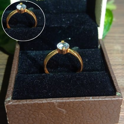 Gold Plated Adjustable Ring with Sparkling Stones – Elegant & Stylish Design