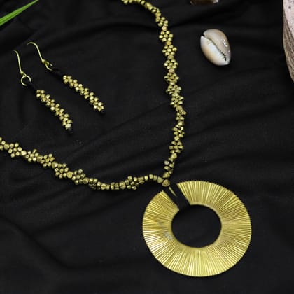 Tribal Jewellery Necklace With Earrings Tribal Jewellery Necklace With Earrings