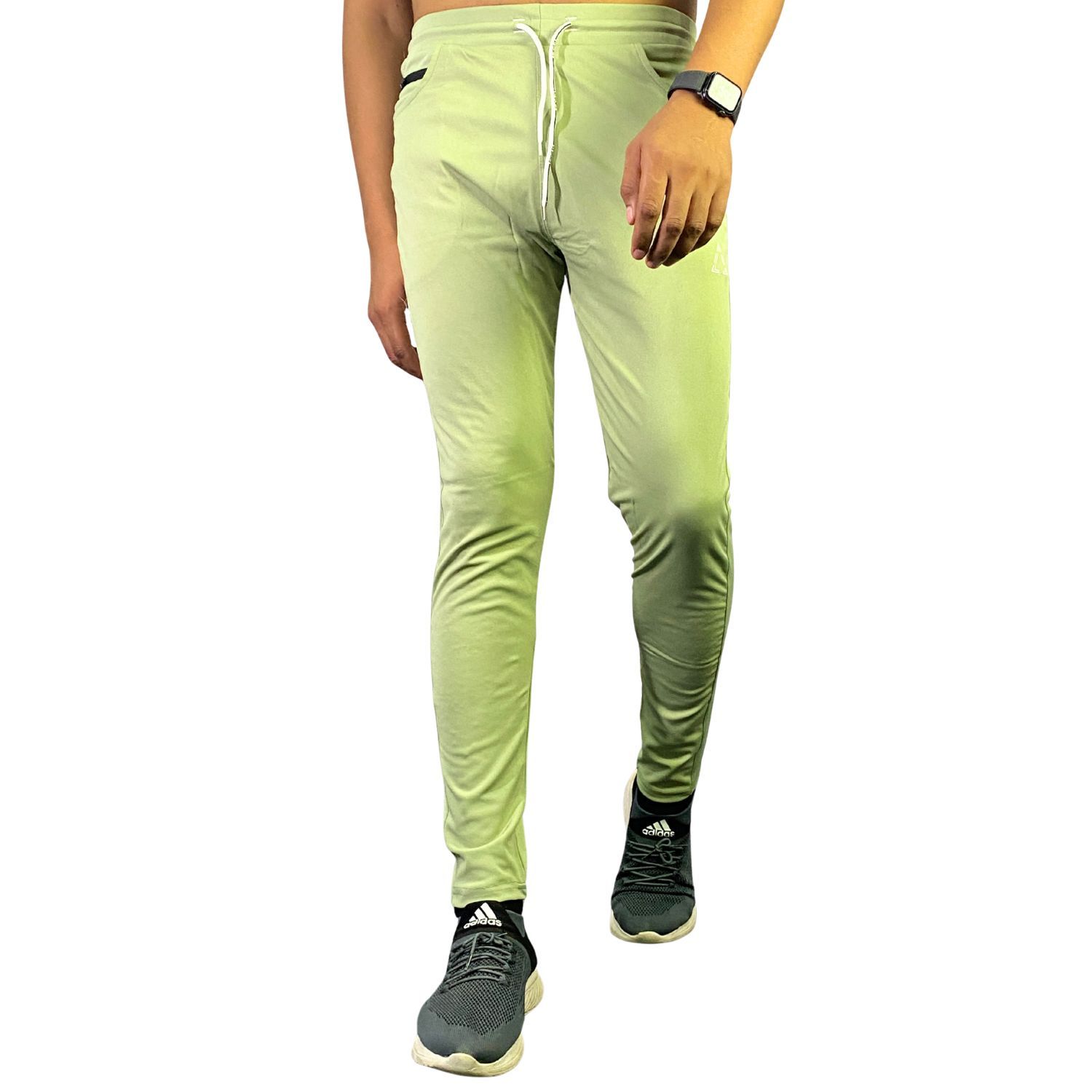 Wruxing Solid Men Green Track Pants