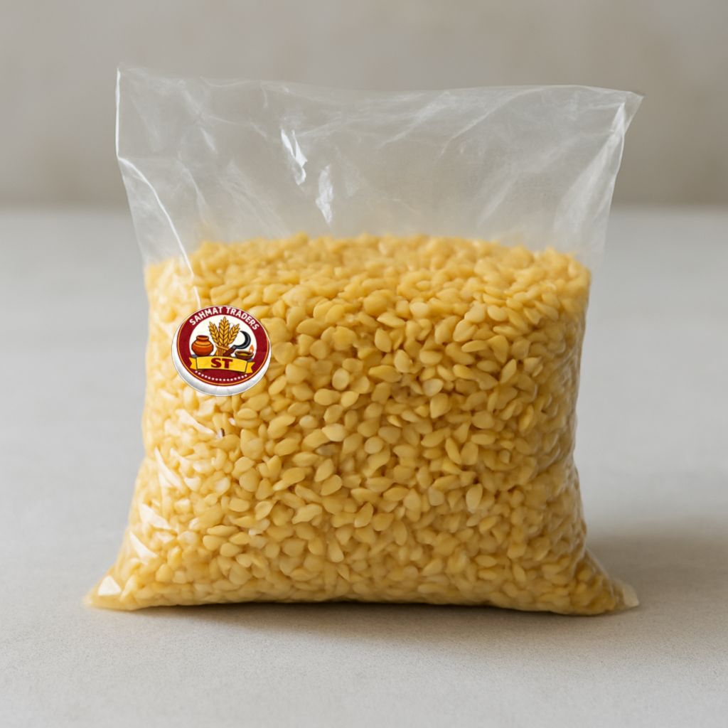 Sahmat Traders's moong dal (split green gram)