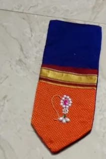 KHAN CHANCHI / KHAN FABRIC SLING BAG