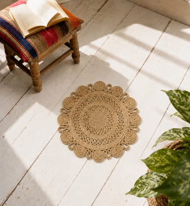 Handcrafted Round Jute Carpet